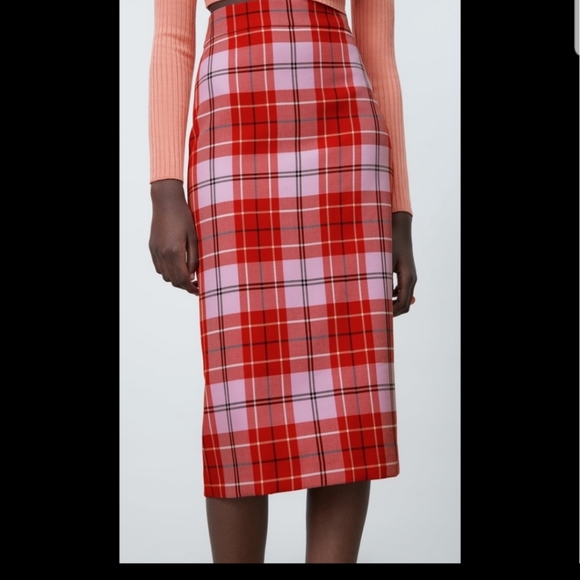 Zara Dresses & Skirts - Zara XS plaid check fall midi red pink skirt